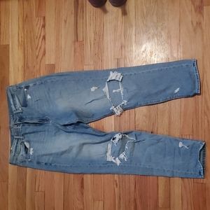 American eagle mom jeans